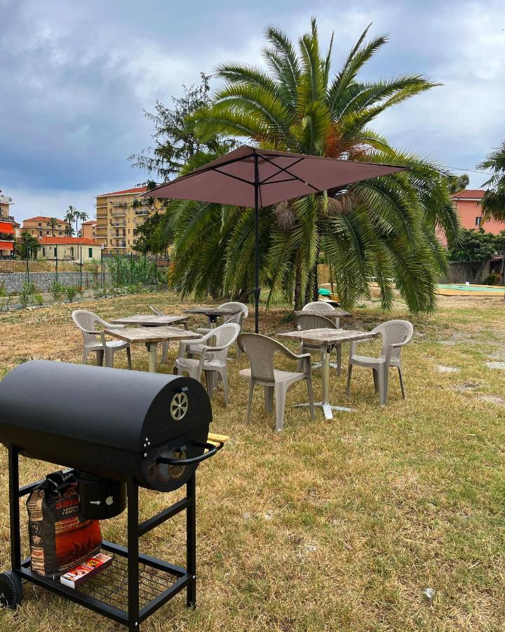 Il Gattino Di Porto - 2 - Bilocale Terrazzo Piscina Imperia